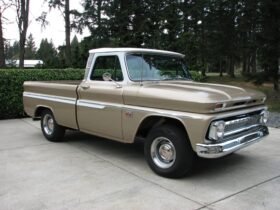 1966 Chevrolet C10 Custom V8