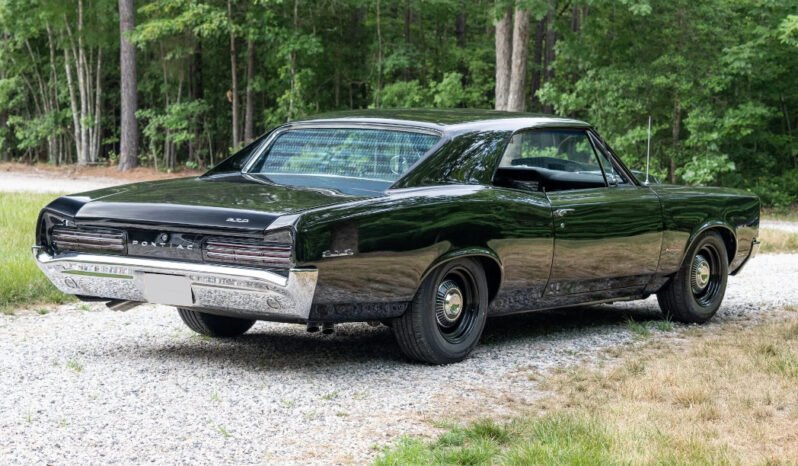 
								1966 Pontiac LeMans GTO-style full									