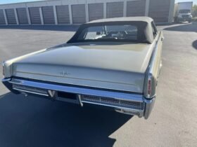 1966 Lincoln Continental Convertible 462 V8