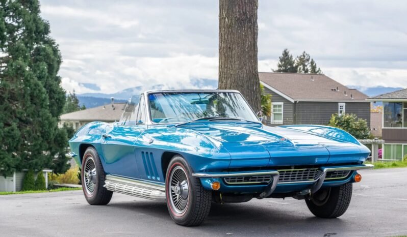 
								1965 Chevrolet Corvette Blue V8 full									