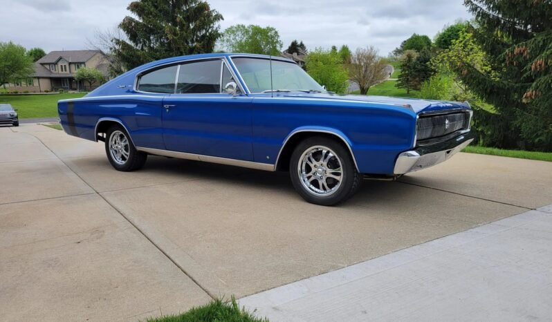 
								1966 Dodge Charger V8 Blue full									