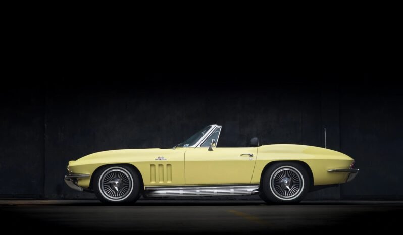 
								1966 Chevrolet Corvette 427CI V8 full									