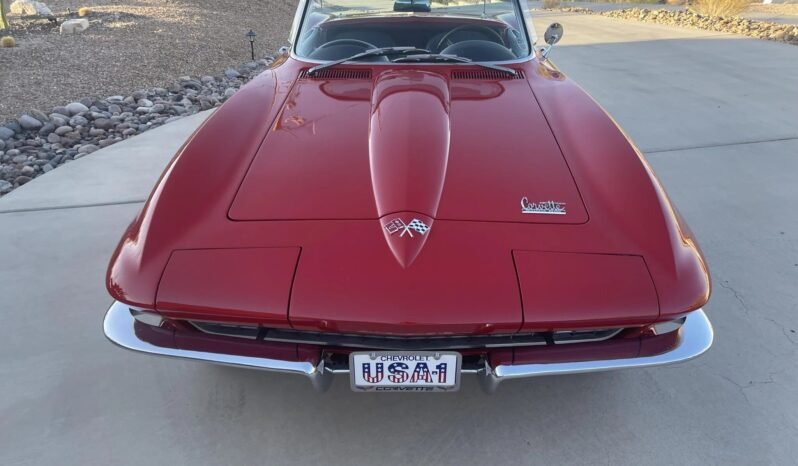 
								1966 Chevrolet Corvette 4-Speed V8 full									