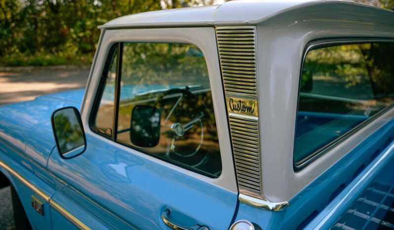
								1966 Chevrolet C10 Fleetside Pickup Truck full									