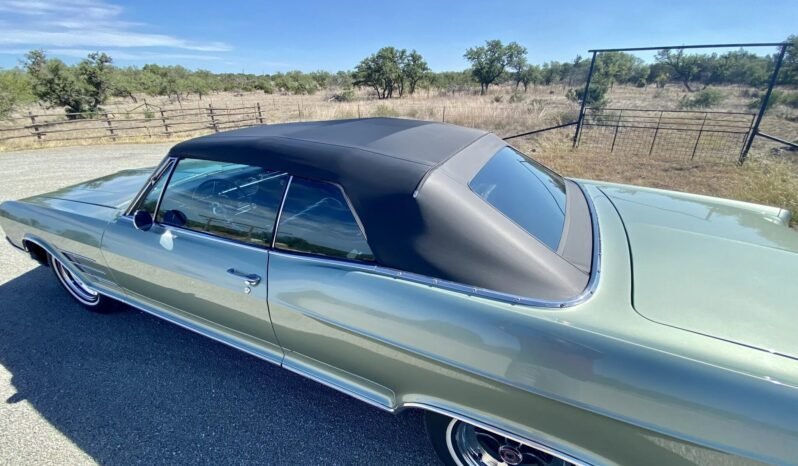 
								1965 Buick Wildcat Custom Convertible V8 full									