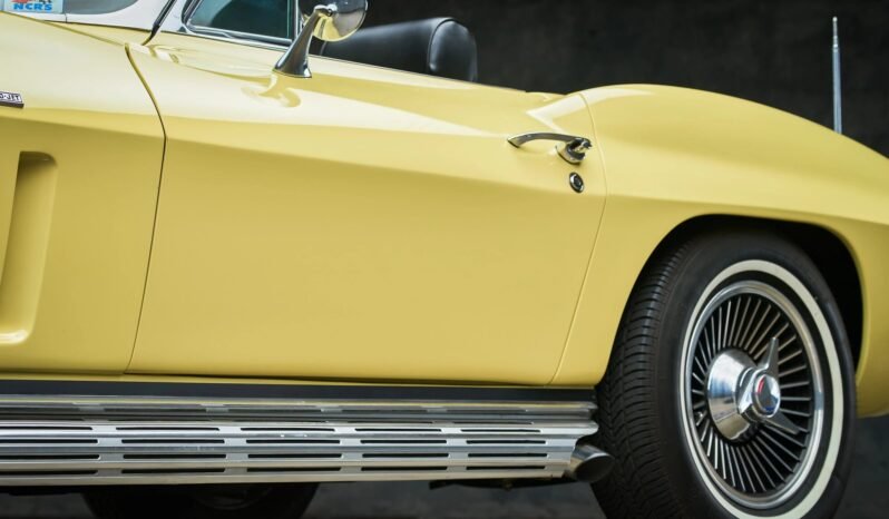 
								1966 Chevrolet Corvette 427CI V8 full									