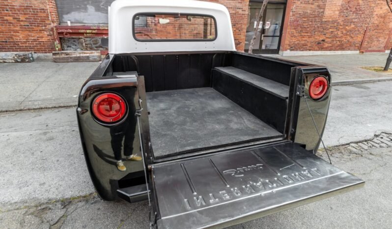 
								1965 International Harvester Scout 80 full									