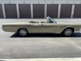 1966 Lincoln Continental Convertible 462 V8
