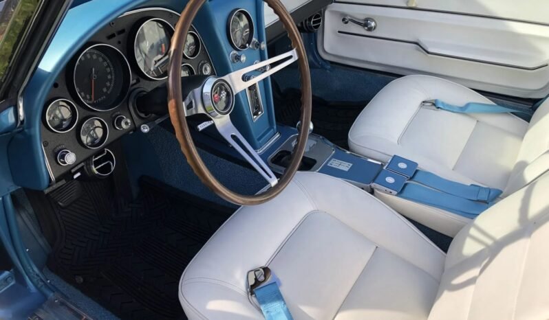 
								1965 Chevrolet Corvette Numbers-Matching 327 V8 full									