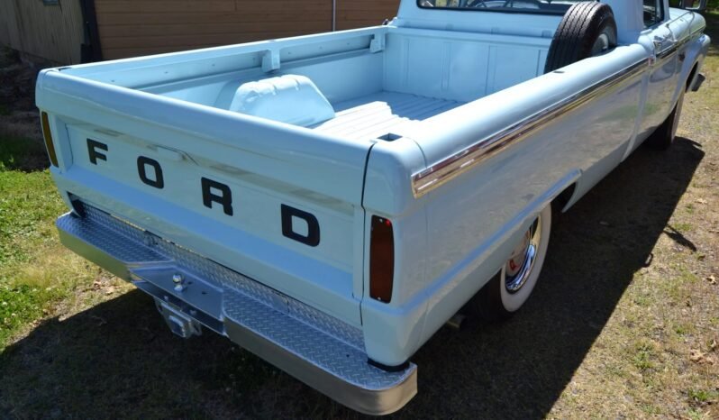 
								1966 Ford F-100 Custom Cab full									