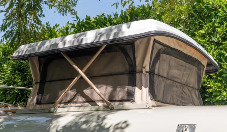 
								1965 Volkswagen Type 2 Camper Bus full									