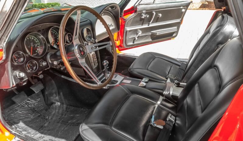 
								1965 Chevrolet Corvette Convertible V8 4-Speed full									