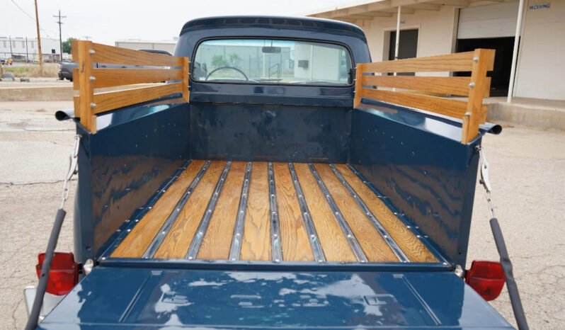 
								1965 Ford F-100 Pickup Truck full									