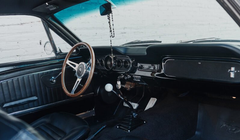 
								1965 Ford Mustang 331 Fastback full									