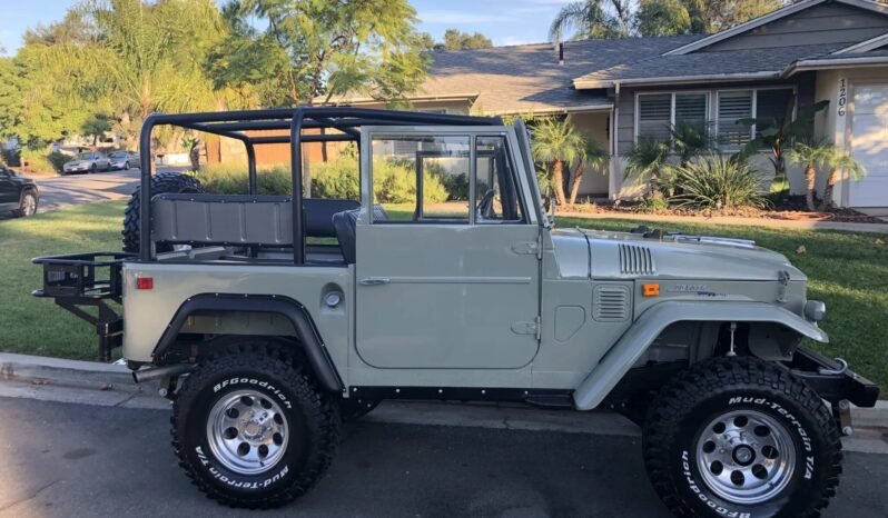 
								1969 Toyota Land Cruiser FJ40 full									