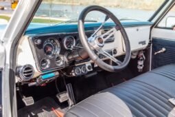 
										1969 Chevrolet C20 Custom Camper V8 full									