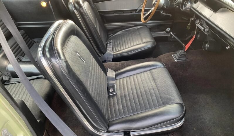 
								1967 Shelby Mustang GT500 V8 Lime Gold full									