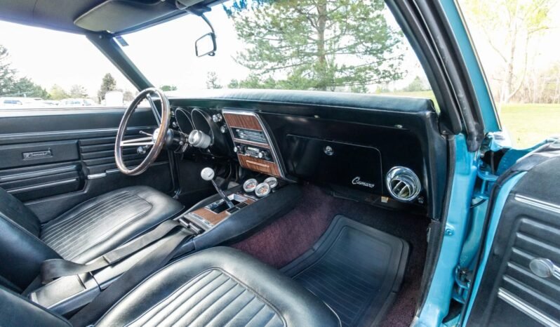 
								1968 Chevrolet Camaro SS full									