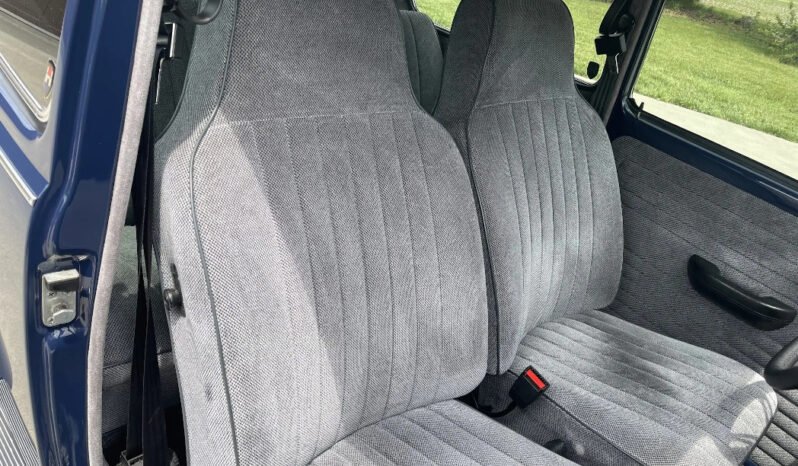 
								1969 Volkswagen Beetle full									