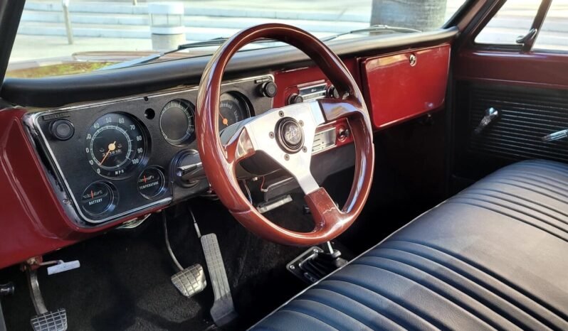 
								1970 Chevrolet C10 Pickup Truck full									