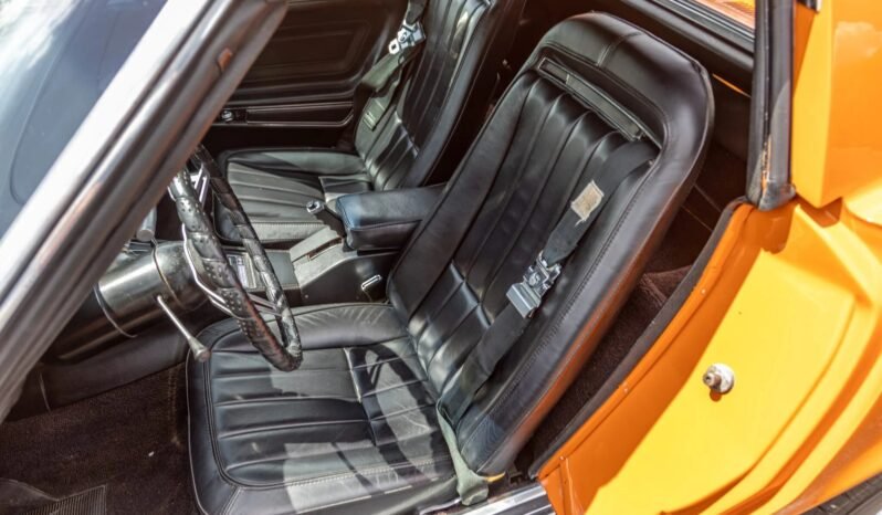 
								1971 Chevrolet Corvette V8 T-Top full									