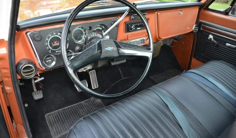 
								1971 Chevrolet C20 V8 Pickup Truck full									