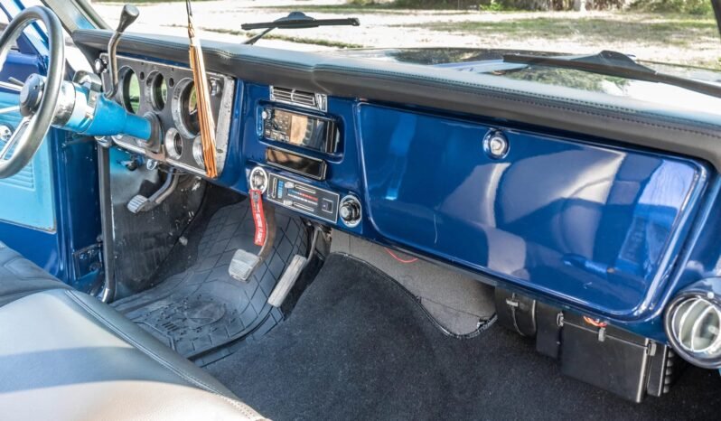 
								1971 Chevrolet C20 Fleetside full									