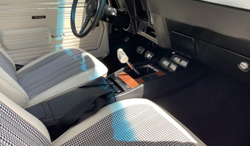 
								1969 Chevrolet Camaro Z/28 408 V8 full									