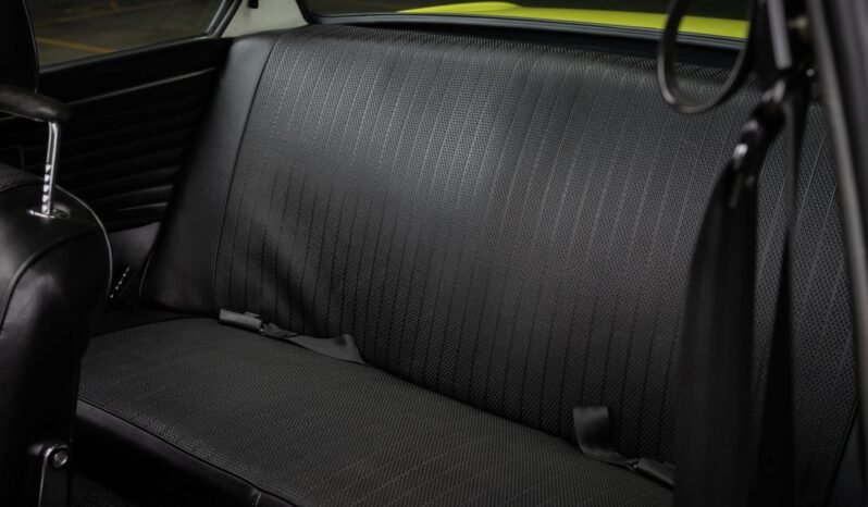 
								1972 BMW 2002tii 5-Speed full									