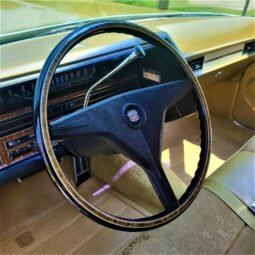 
										1970 Cadillac DeVille Sedan full									