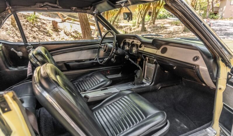 
								1967 Ford Mustang V8 Yellow full									