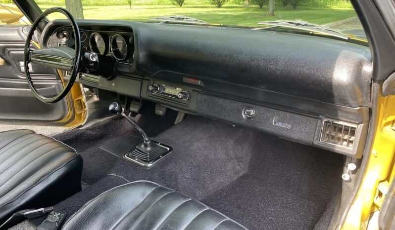 
								1972 Chevrolet Camaro Z28 350 V8 full									