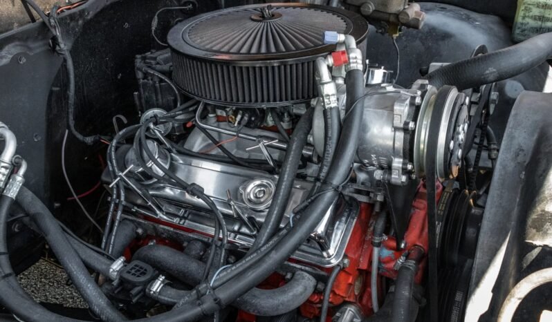 
								1972 Chevrolet C10 Black full									