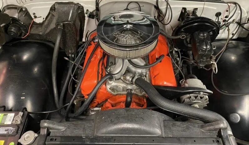 
								1970 GMC C1500 Custom V8 full									