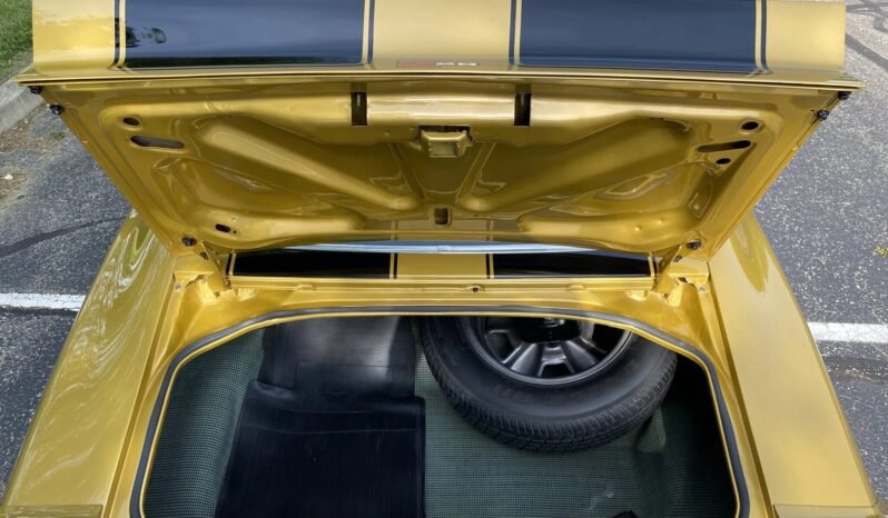 
								1972 Chevrolet Camaro Z28 350 V8 full									