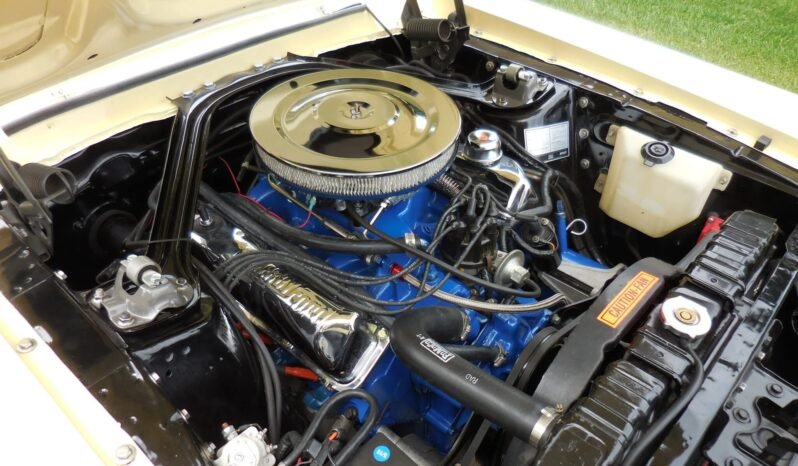 
								1968 Mercury Cougar XR-7 428CI V8 full									