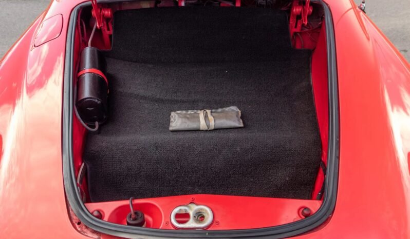 
								1971 Volkswagen Karmann Ghia 4-Speed full									