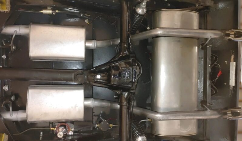 
								1933 Plymouth Sedan Street Rod full									