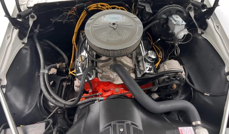 
								1968 Chevrolet Camaro 327CI V8 White full									