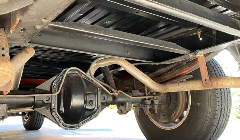 
								1971 Chevrolet C20 Pickup Truck 350 V8 full									