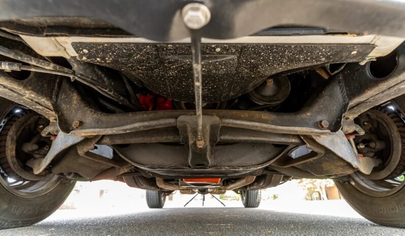 
								1968 Chevrolet Camaro 327CI V8 White full									