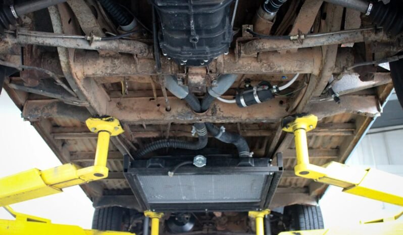 
								1971 Volkswagen Type 2 Camper 2.5 full									