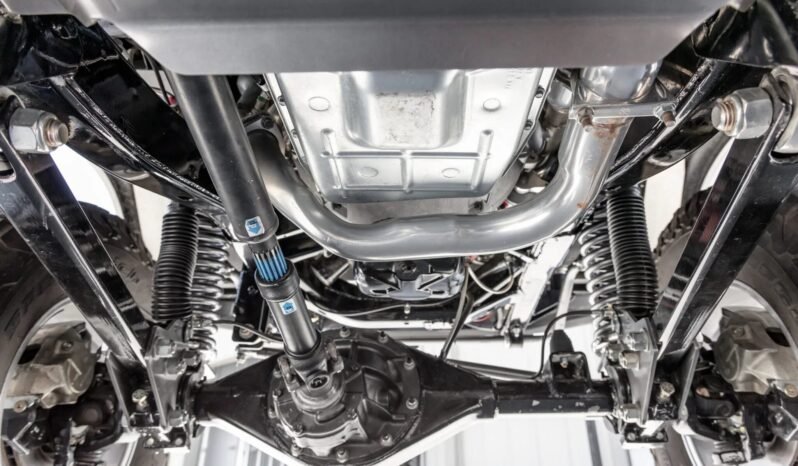 
								1967 Ford Bronco 5.0L Coyote V8 full									