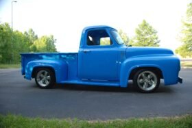 1953 Ford F-100 Pickup Truck Blue
