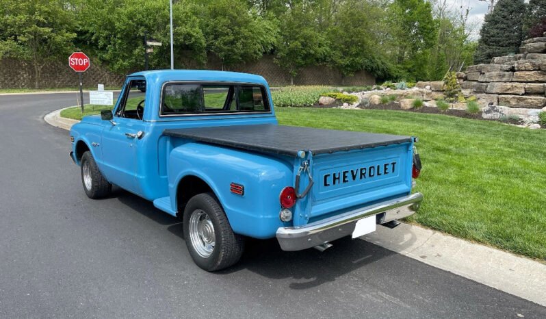 
								1972 Chevrolet C10 Stepside full									
