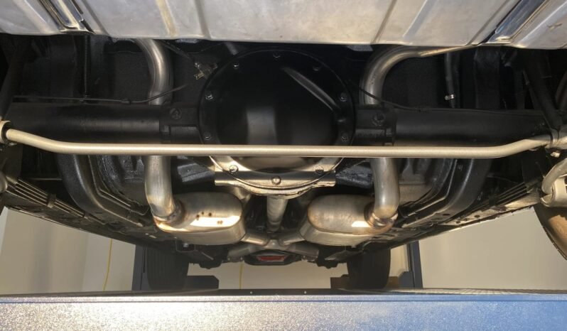 
								1972 Chevrolet Camaro Z28 350 V8 full									