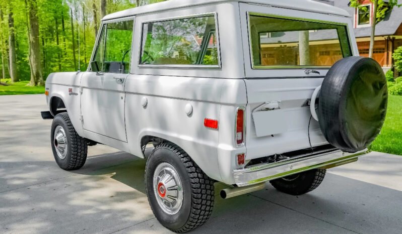 
								1971 Ford Bronco Sport 4X4 full									