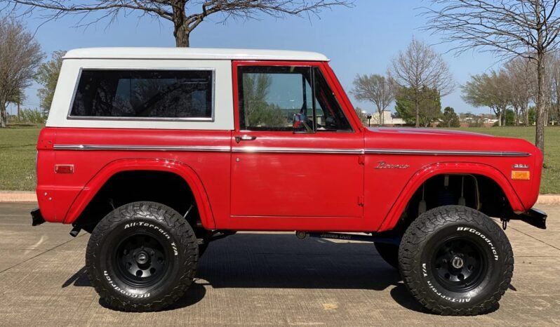 
								1971 Ford Bronco V8 4X4 full									