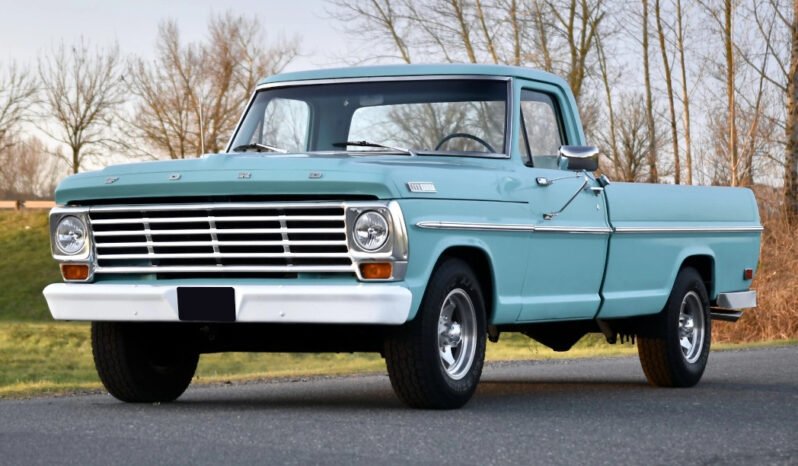
								1967 Ford F-250 Pickup Truck full									