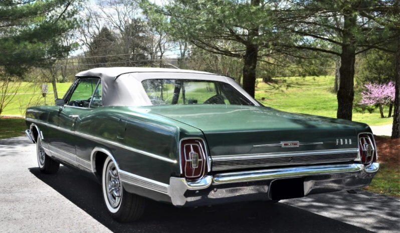 
								1967 Ford Galaxie 500XL full									